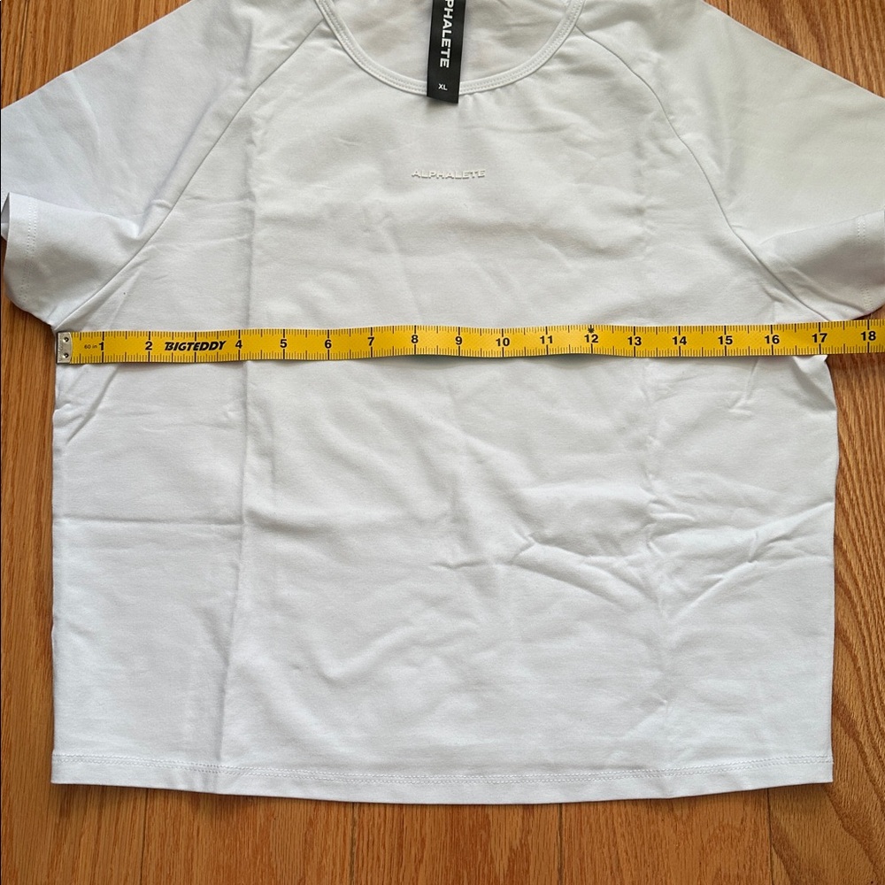 Alphalete Baby Tee - Picture 2 of 7